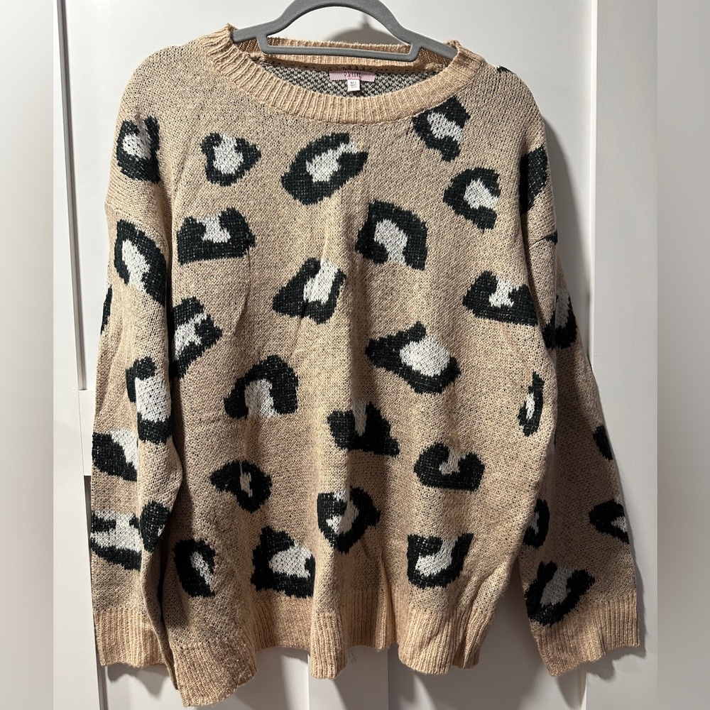 M/L P.S. Love leopard sweater